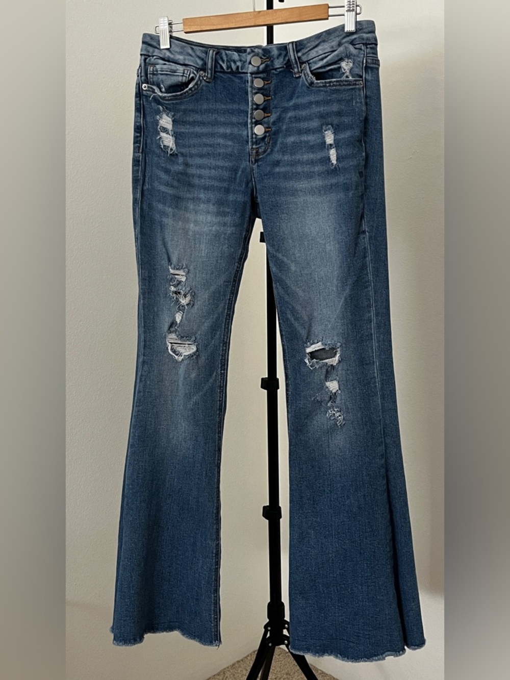 ✨ Altar’d State Distressed Flare Jeans ✺ Button Fly Boho Denim | Size 29